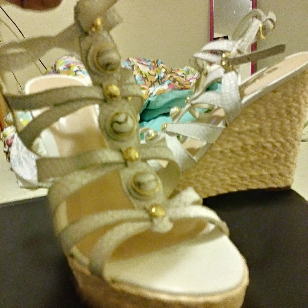 Women shoes
